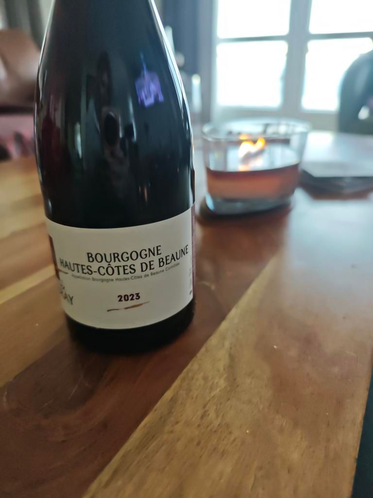 Bourgogne Hautes Côtes de Beaune 2009 2009 Domaine Debray Bourgogne Hautes-Côtes de Beaune Rouge