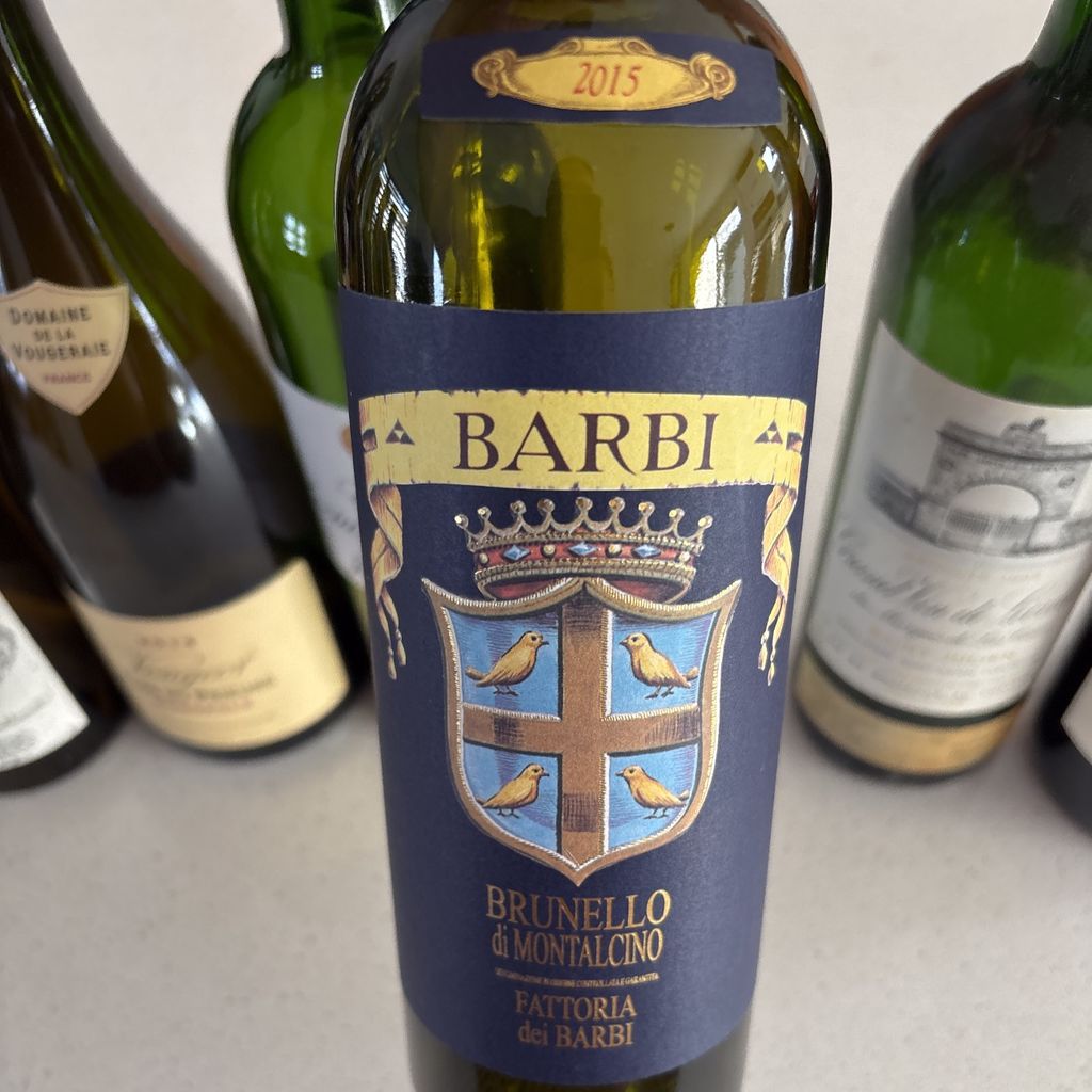 ワイン FATTORIAdei BARBI BRUNELLO di MONTALCINO 2015 Fattoria dei Barbi Brunello di Montalcino - CellarTracker