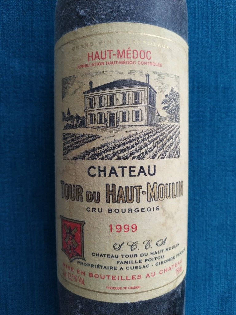 CellarTracker - du 2018 Château Haut-Moulin Tour