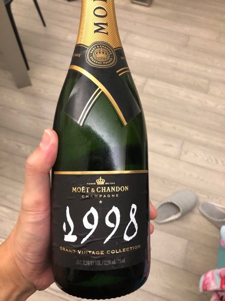 1998 Moët & Chandon Champagne Grand Vintage Brut, France 