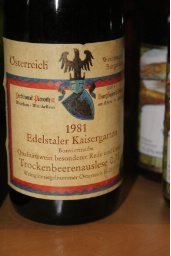 ワイン Ferdinand Pieroth Trockenbeerenauslese 1976 Ferdinand Pieroth Ruster Trockenbeerenauslese - CellarTracker