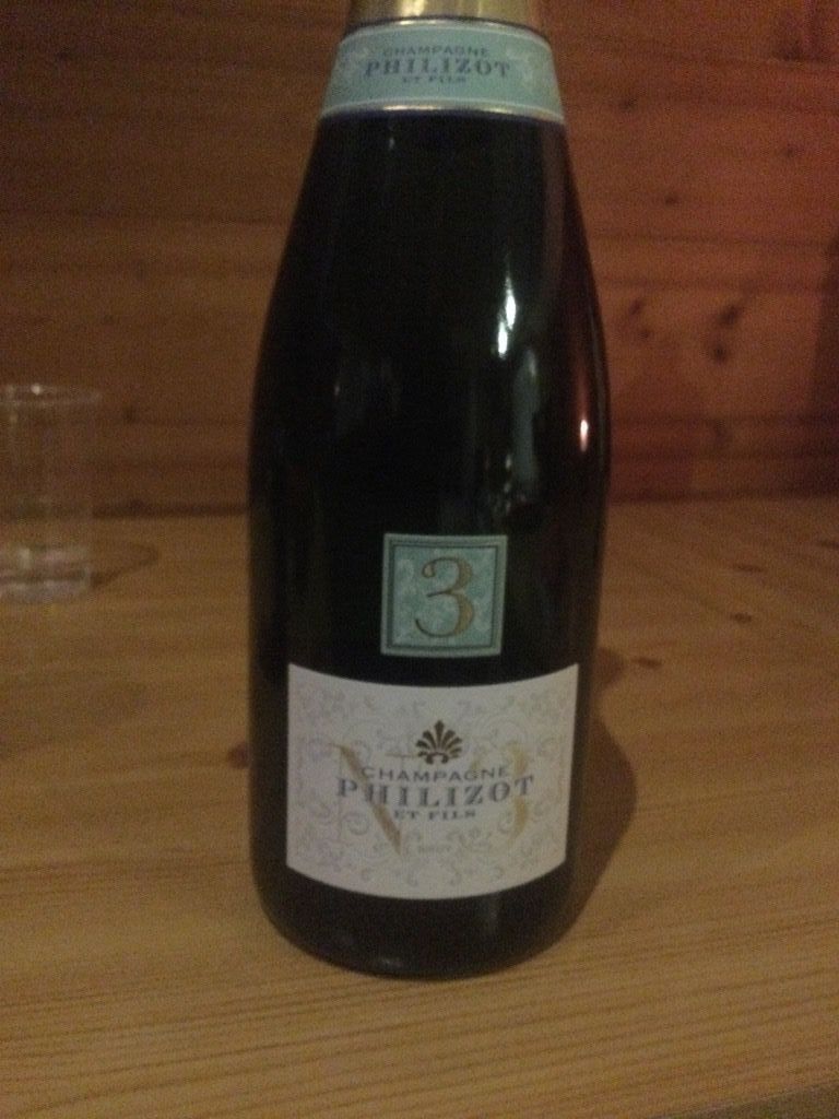 シャンパーニュ 「ファン・リュー ヌメロ３」 Ex.ブリュット 2011 N.V. Philizot et Fils Champagne Numéro 3 Brut - CellarTracker