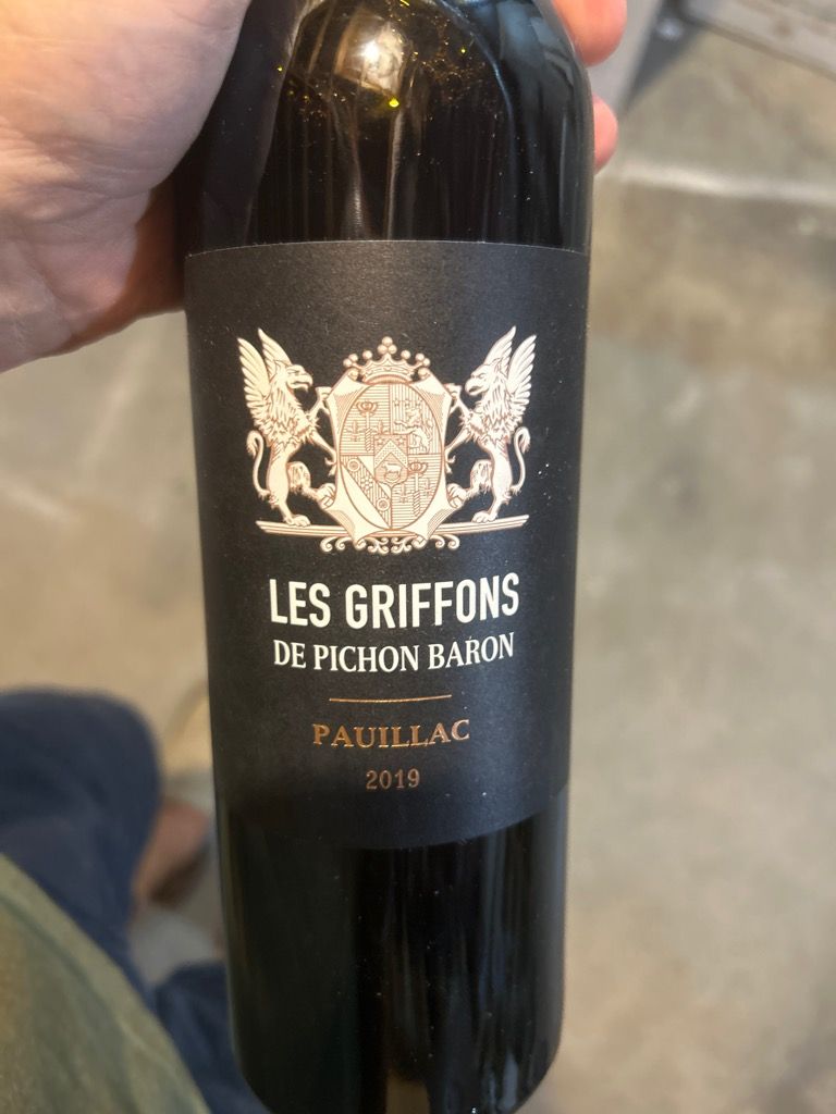 2016 Château Pichon-Longueville Baron Les Griffons de Pichon Baron