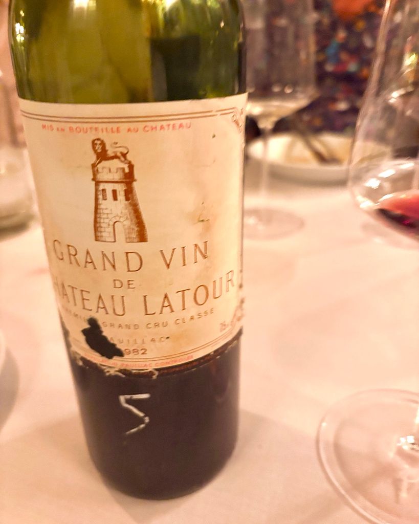 GRAND VIN DE CHATEAU LATOUR 1982空瓶 1982 Château Latour Grand Vin - CellarTracker