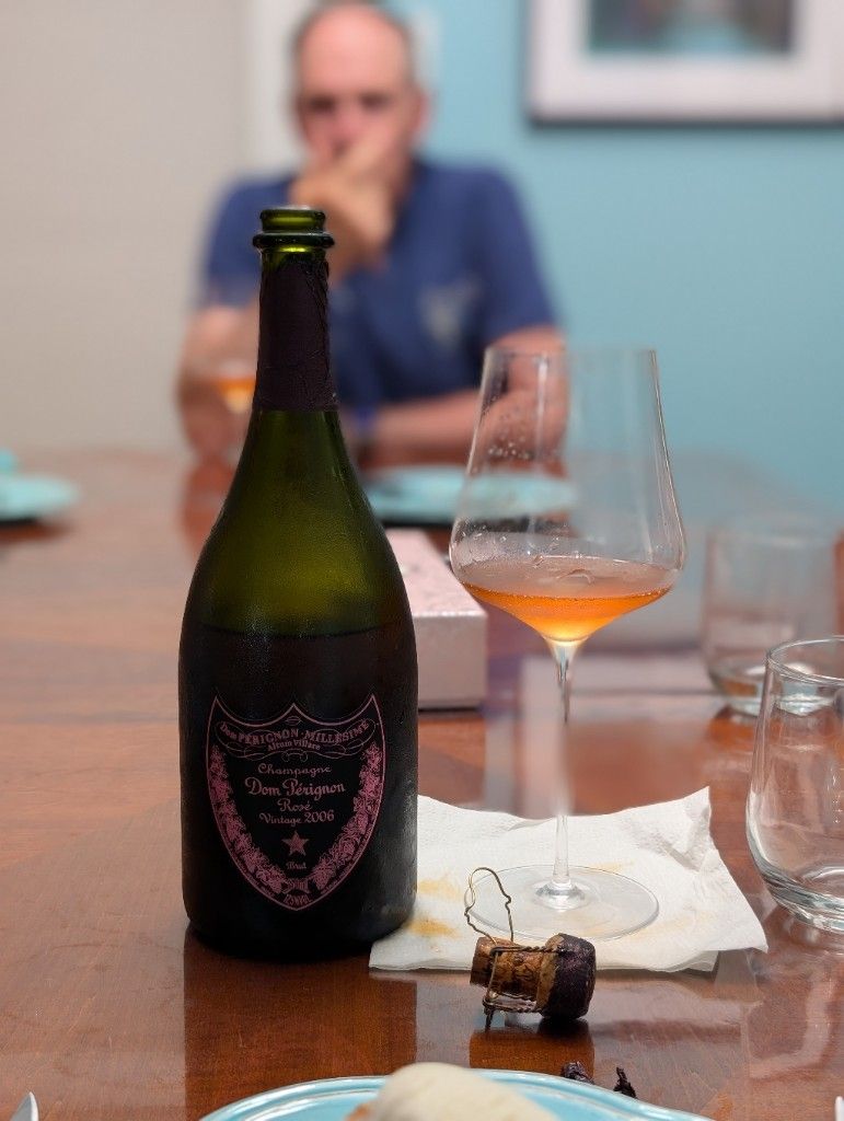 Dom Perignon ロゼ シャンパン 2008 Dom Pérignon Rosé 2008 - A radical assemblage - Champagne