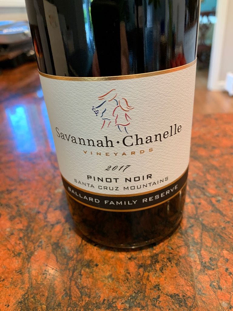 2017 SavannahChanelle Vineyards Pinot Noir Ballard Family Reserve, USA