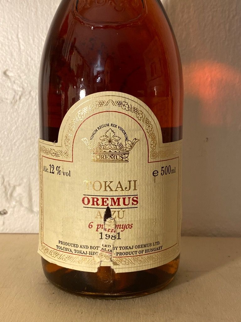 1981 Oremus Tokaji Aszú 6 Puttonyos - CellarTracker 1981 Oremus Tokaji Aszú 6 Puttonyos - CellarTracker