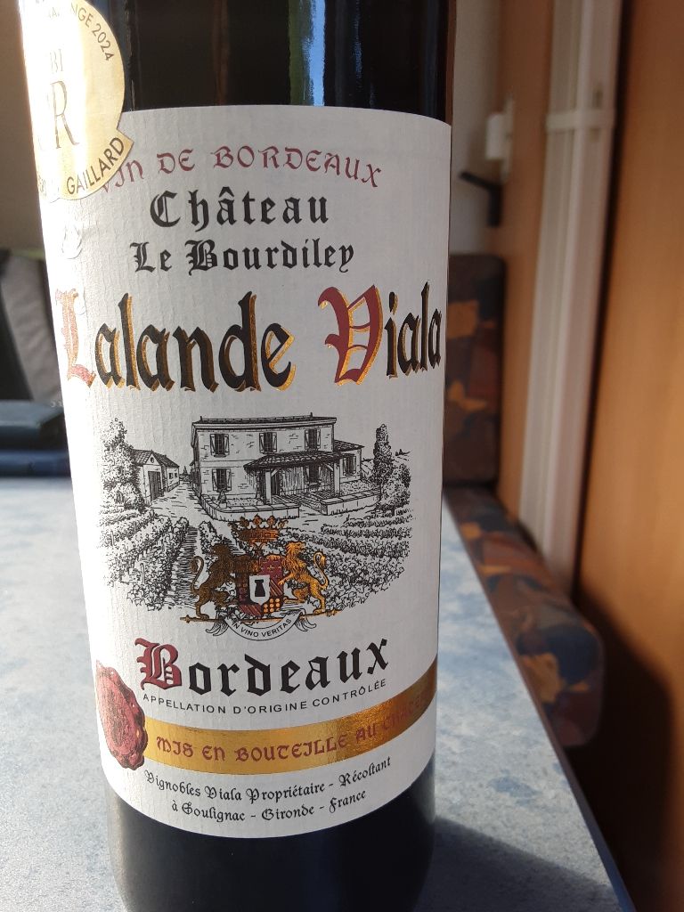 2021 Château le Bourdiley - CellarTracker