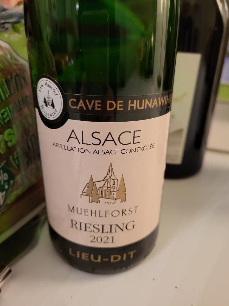 Hunawihr Riesling 2022 Cave Vinicole de Hunawihr Riesling Lieu Dit Muehlforst, France ...