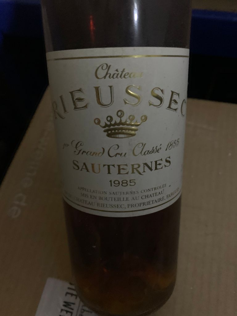 シャトー リューセック 1985 750ml 1985 Château Rieussec - CellarTracker