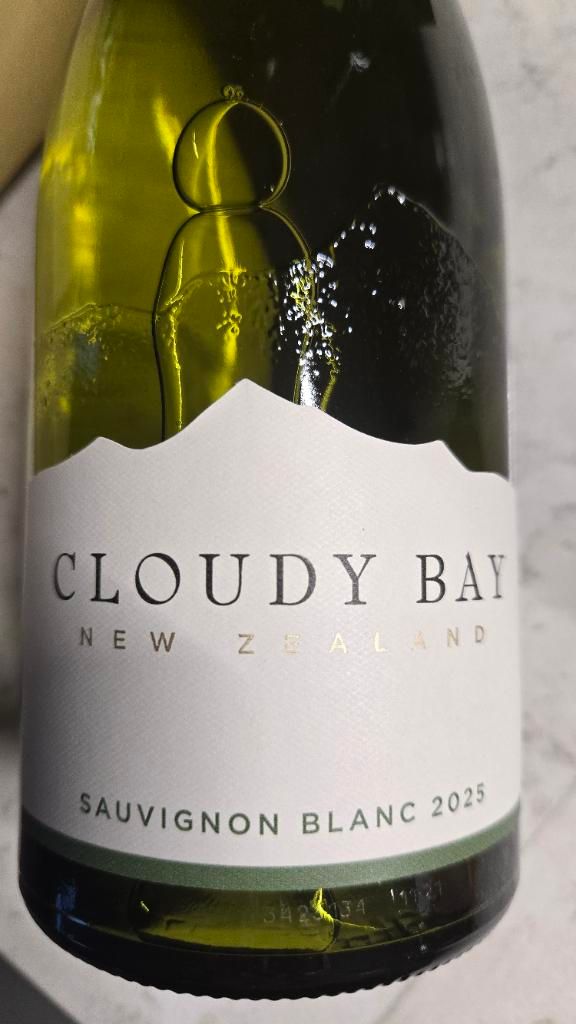 2025 Cloudy Bay Sauvignon Blanc - CellarTracker