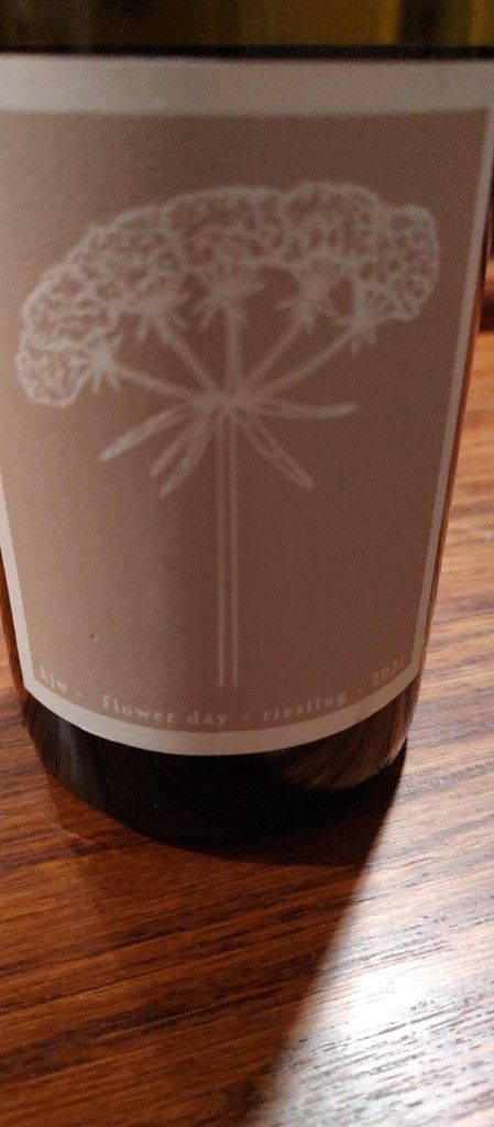 2021 Hermann J. Wiemer Riesling HJW Flower Day, USA, New York, Finger ...