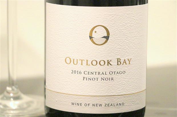 2018 CellarTracker - Bay Pinot Outlook Noir Wines