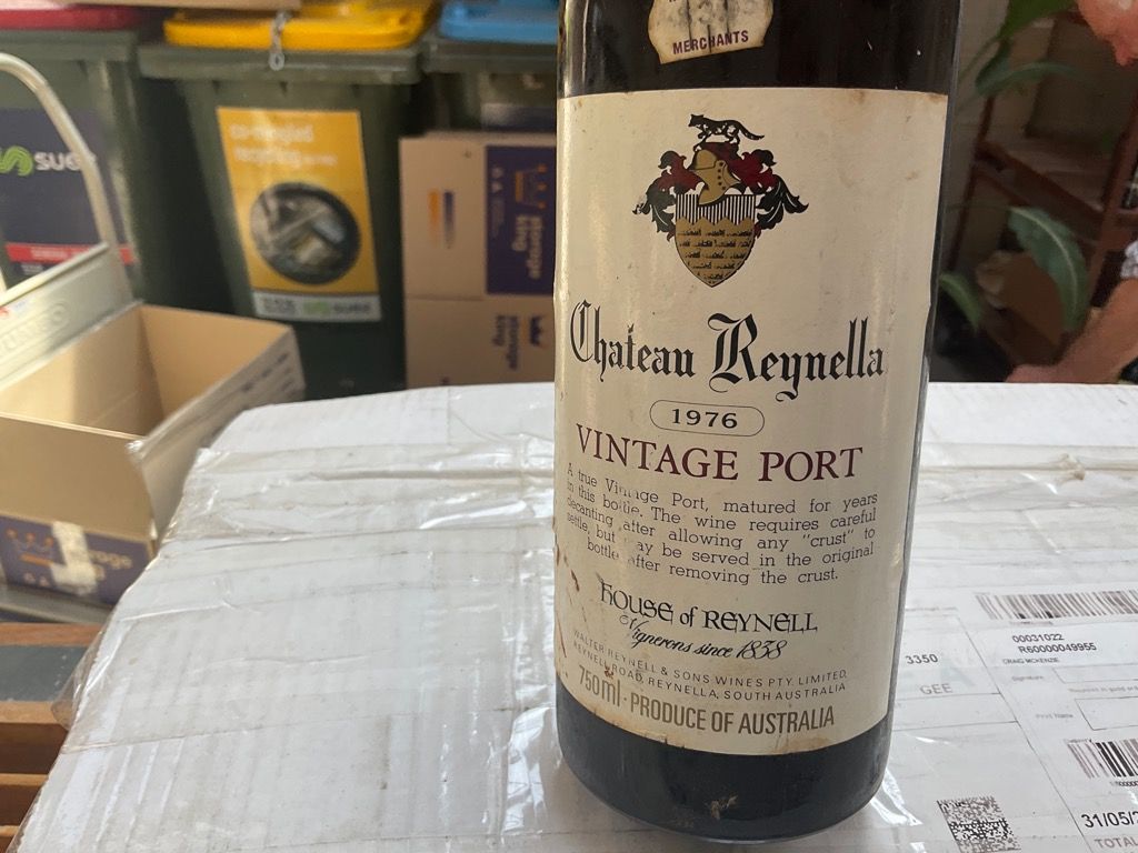 1997 Chateau Reynella Vintage Port www.apidofarm.com