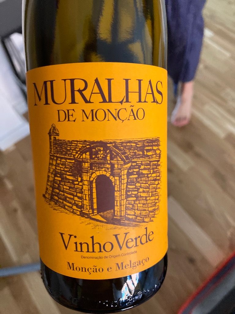 2017 Adega de Monção Vinho Verde Muralhas de Monção, Portugal, Minho ...