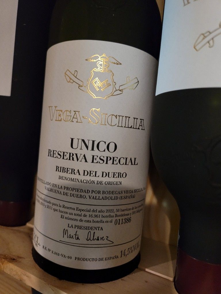 N.V. Bodegas Vega-Sicilia Ribera del Duero Único Reserva Especial