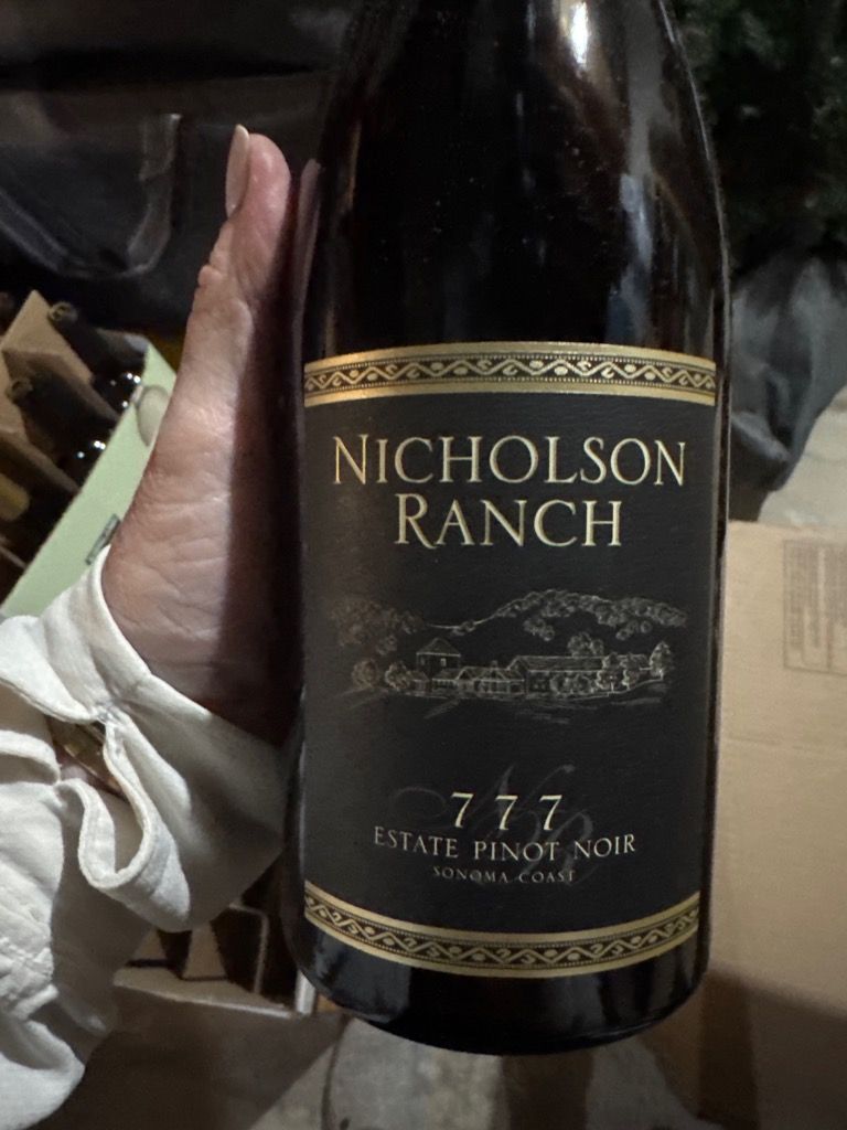 Nicholson Ranch Wine 2022 Nicholson Ranch Pinot Noir 777 Estate, USA, California, Sonoma ...