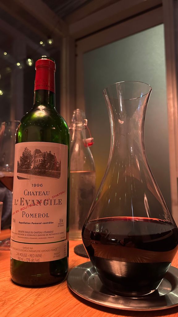 Chateau l'Evangile 1999 Pomerol 赤ワイン Chateau L'evangile Pomerol 1999 | Ambassador Wines