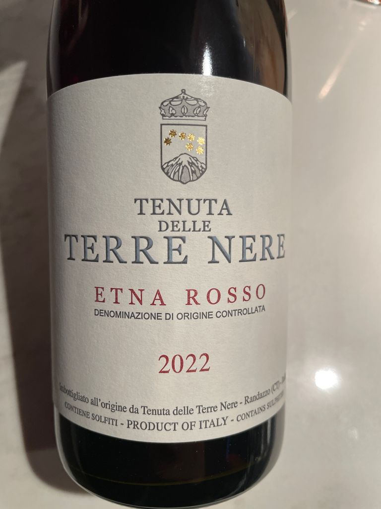 TENUTA DELLE TERRE NERE エトナ・ロッソ 2022 Bottle-of-Tenuta-Delle-Terre-