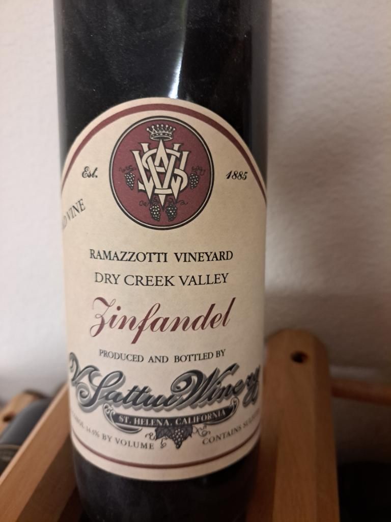 2005 V. Sattui Winery Old Vine Zinfandel Ramazzotti Vineyard, USA, California, Sonoma County