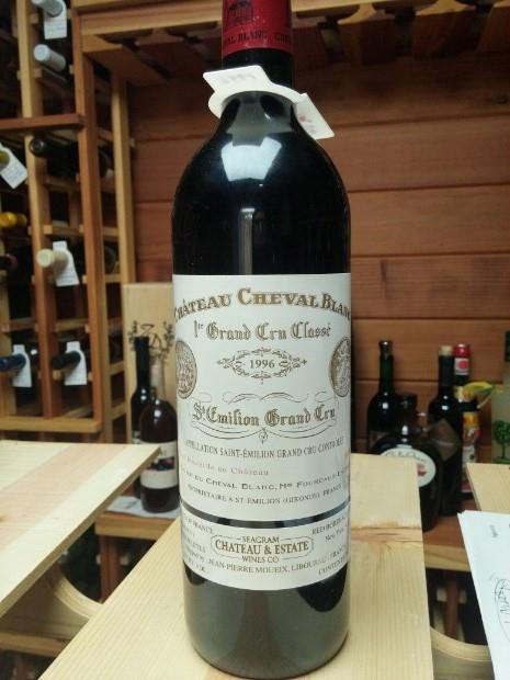 Wine Chateau Cheval Blanc, St-Emilion AOC 1-er Grand Cru Classe, 1994, 750  ml Chateau Cheval Blanc, St-Emilion AOC 1-er Grand Cru Classe, 1994 –  price, reviews