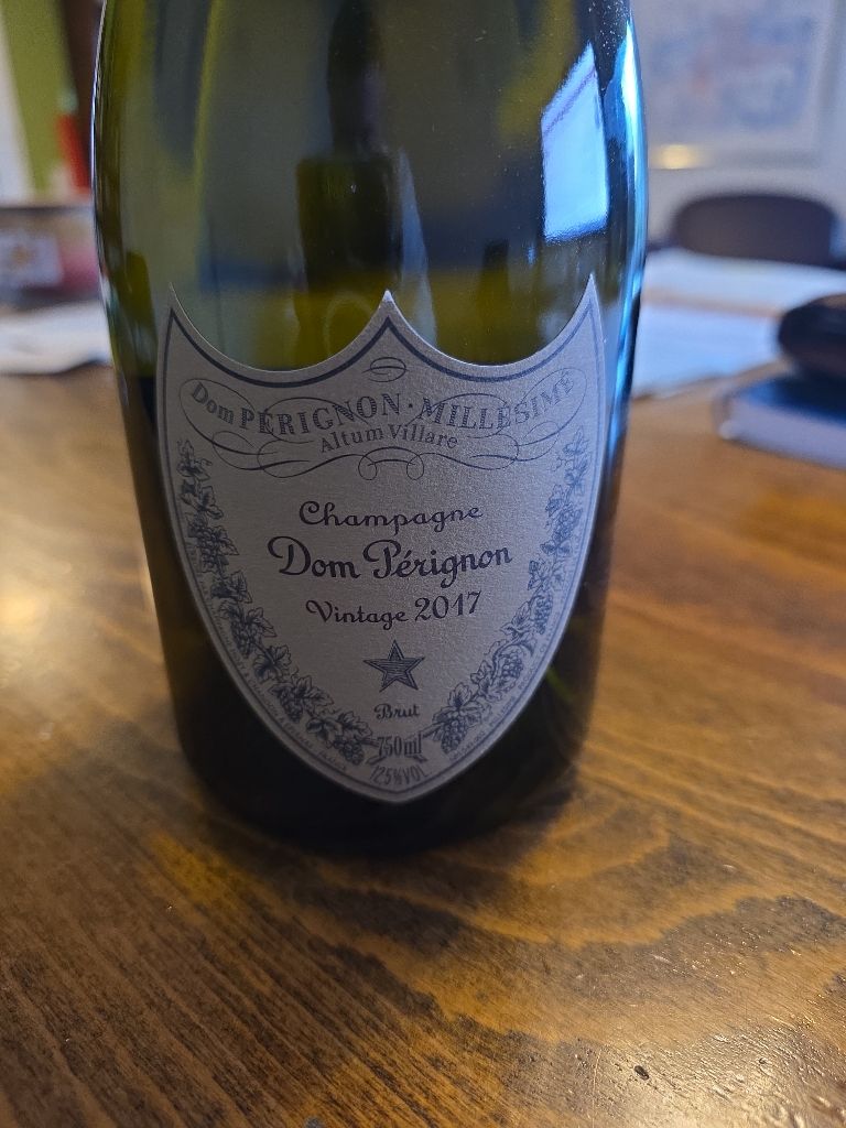 ワイン Dom Perignon 2017 Dom Perignon Champagne Brut 2017 – Remedy Liquor