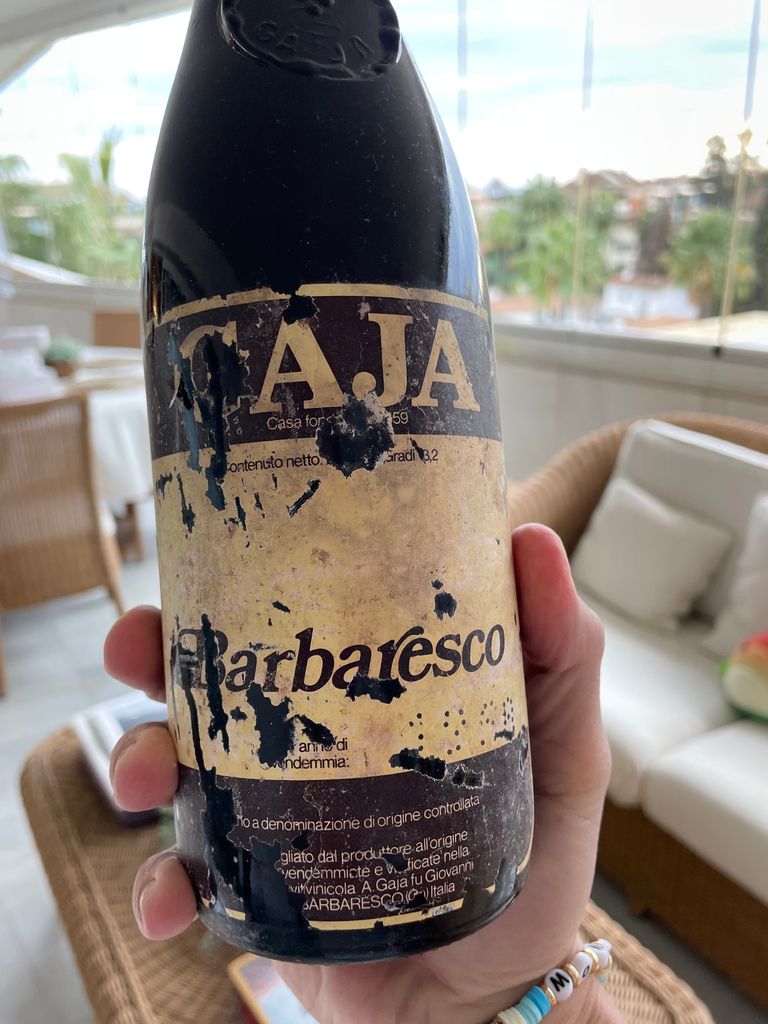 ワイン A37 GAJA BARBARESCO 1968 Gaja Barbaresco - CellarTracker