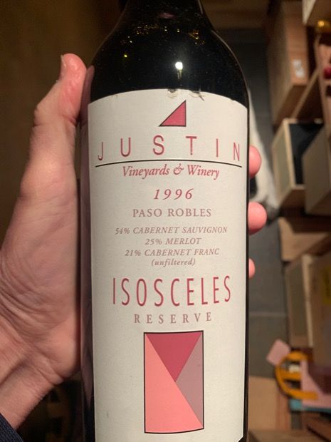 isosceles wine 2016