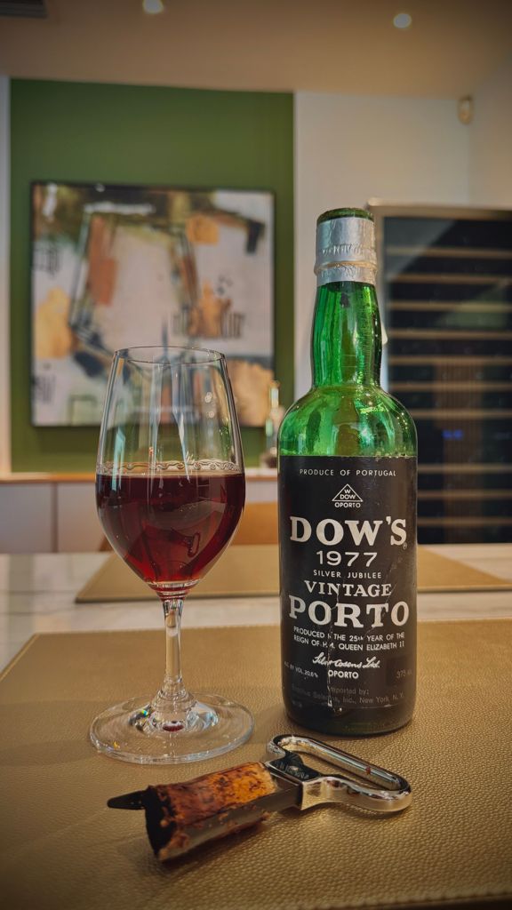 ポートワイン　VINHO DO PORTO 1977 ポートワイン VINHO DO PORTO 1977 ポートワイン VINHO DO PORTO