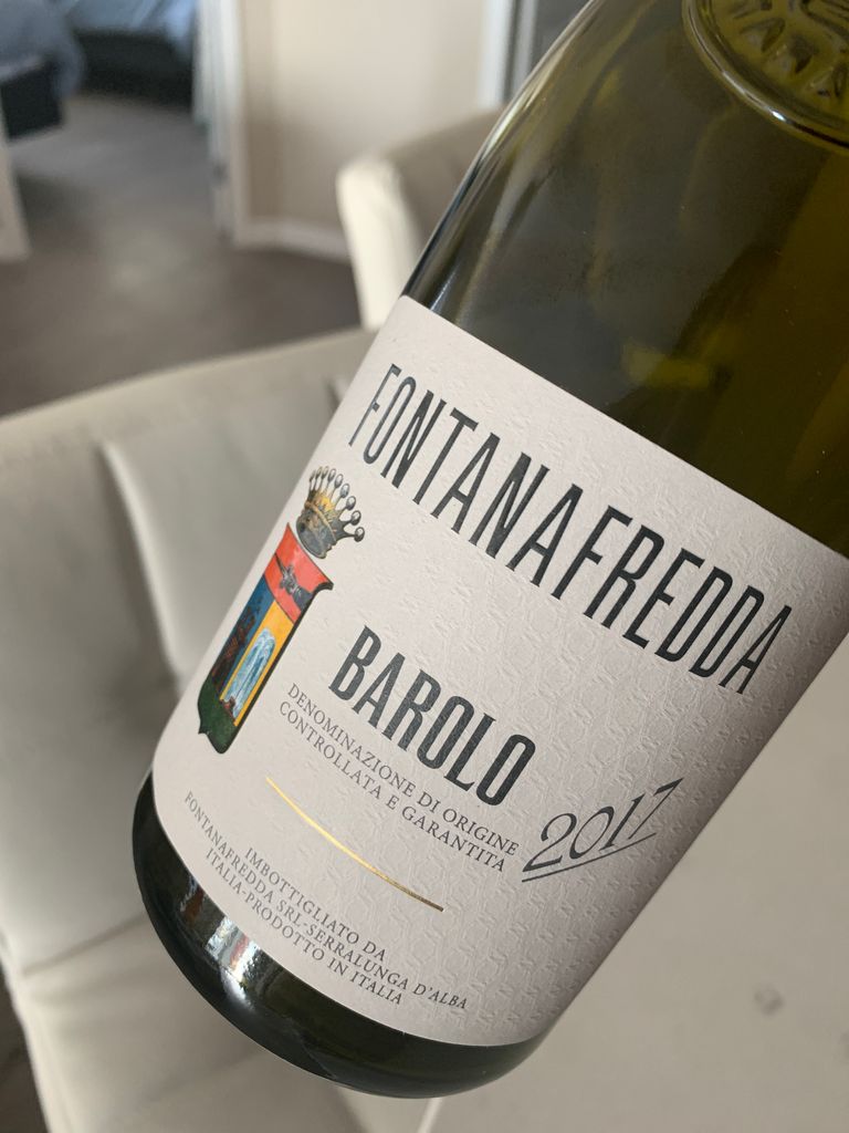 ワイン FONTANAFREDDA BAROLO 2018 750ml Fontanafredda Silver Label Barolo 2018 | Wine.com