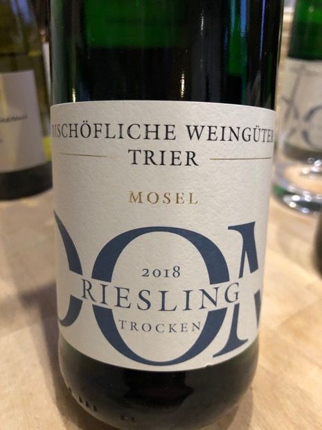 2018 Bischöfliche Weingüter Trier Dom Riesling Trocken Mosel Saar Ruwer ...