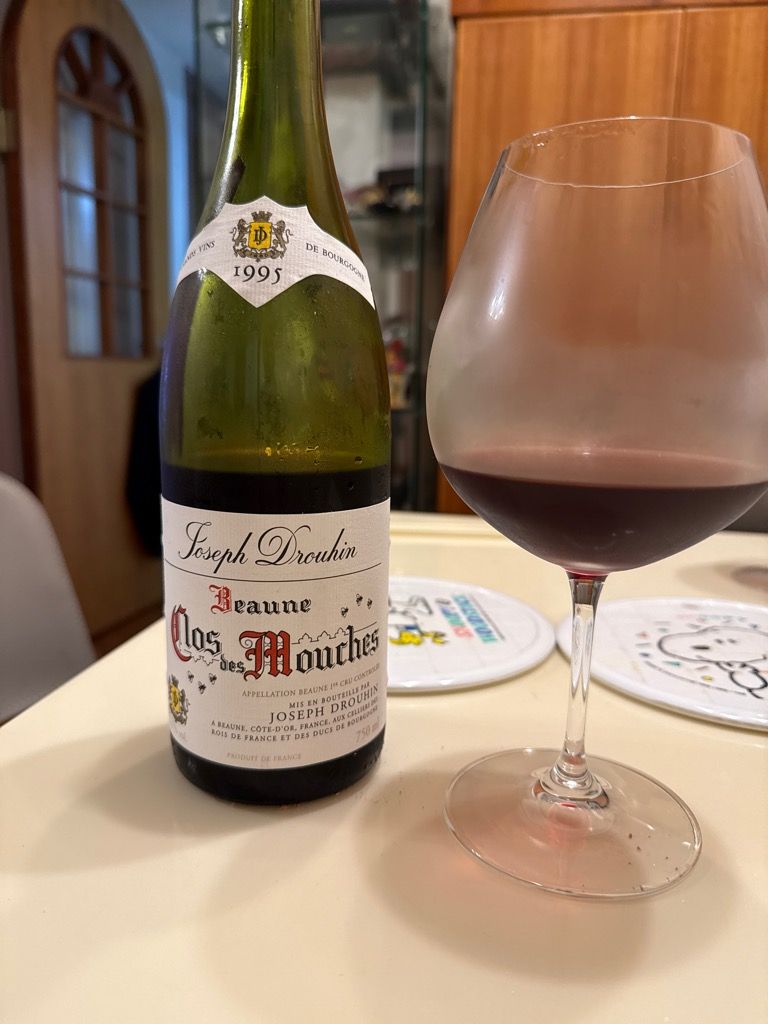 ボーヌ　マルコネ　プルミエ クリュ 1995 1995 Joseph Drouhin Beaune 1er Cru Clos des Mouches Rouge