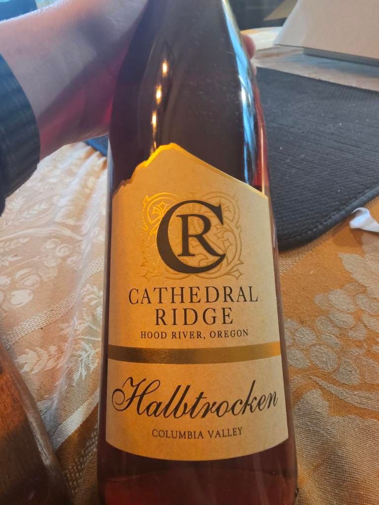 2024 Cathedral Ridge halbtrocken, USA, Oregon/Washington, Columbia ...