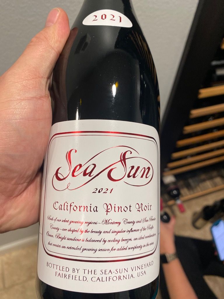 Sea sun store pinot noir