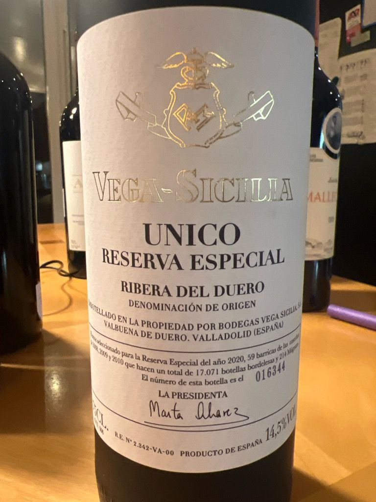 N.V. Bodegas Vega-Sicilia Ribera del Duero Único Reserva Especial