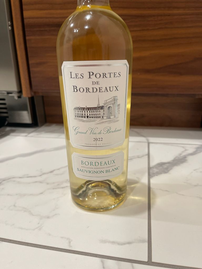 2022 Les Portes de Bordeaux Sauvignon Blanc Bordeaux - CellarTracker