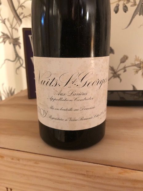 ワイン Nuits-St-es Les Saint es 2011 ニュイ・サン・ジョルジュ オー・アロ [2011] 750ml / NUITS