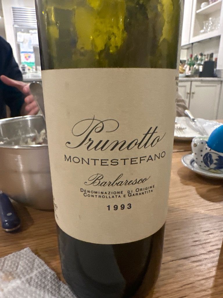 ワイン Prunotto Montestefano Barbaresco 1993 1993 Prunotto Barbaresco Montestefano - CellarTracker