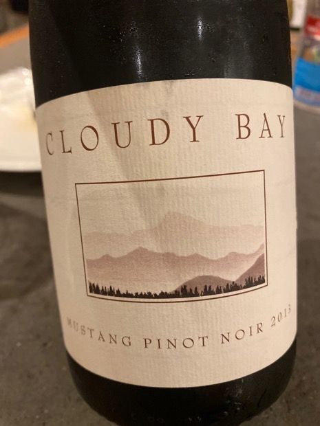 Cloudy Bay Pinot Noir 2012