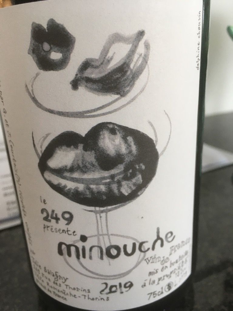 2019 Julie Balagny Vin de France Le 249 Présente Minouche