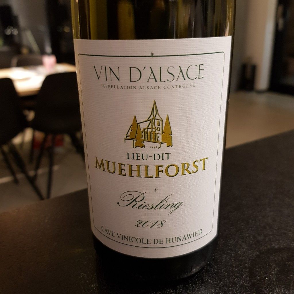 Hunawihr Riesling 2018 Cave Vinicole de Hunawihr Riesling Lieu Dit Muehlforst, France ...