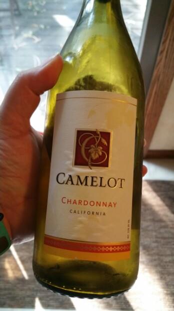 Camelot Chardonnay California glass 750ml (784799001041)