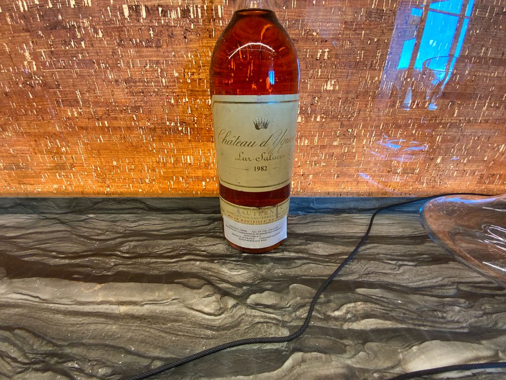 Chateau d'Yquem 1983 デザートワイン 750ml 1983 Chateau D'Yquem - Lot 187531 - Buy/Sell Fortified