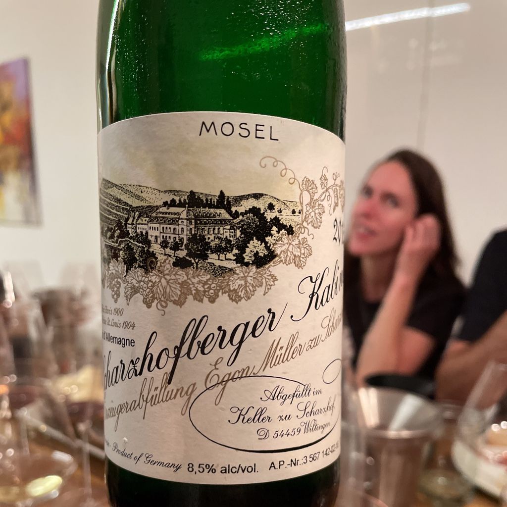 エゴン・ミュラー シャルツホーフベルガー カビネット2015 750ml 2015 Egon Müller Scharzhofberger Riesling Kabinett - CellarTracker