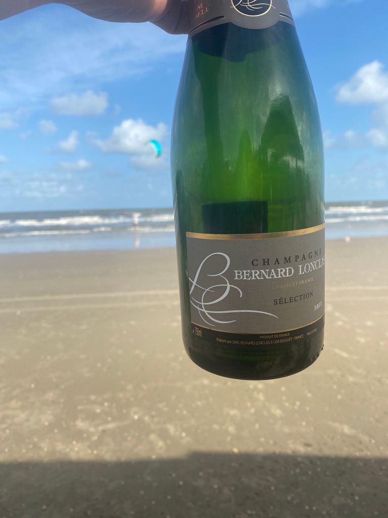 N.V. Bernard Lonclas Champagne Sélection Brut - CellarTracker