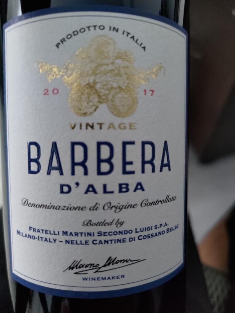 2017 Fratelli Martini Secondo Luigi Barbera d'Alba, Italy, Piedmont, Alba, Barbera d'Alba 2017 Fratelli Martini Secondo Luigi Barbera d'Alba, Italy, Piedmont, Alba, Barbera d'Alba