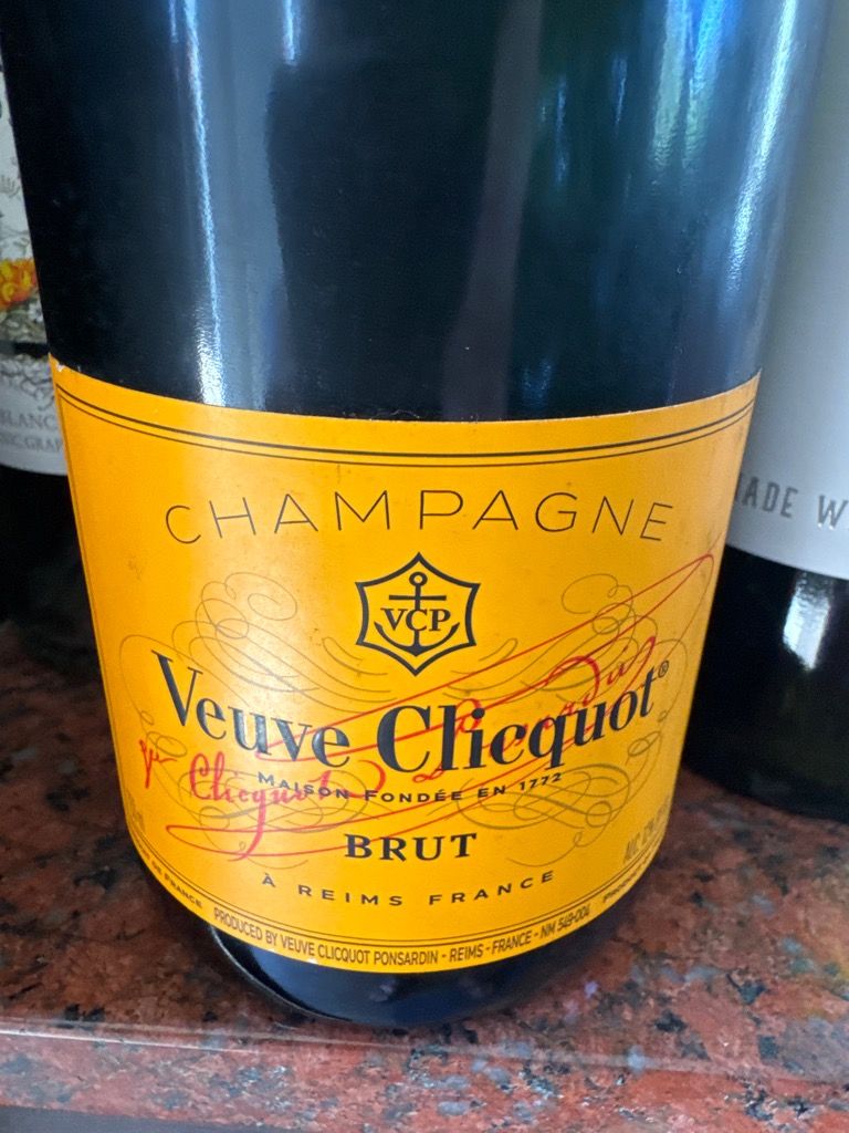 ▲Veuve Clicquot Ponsardin 1991Vintage Re veuve-clicquot-ponsardin-brut-