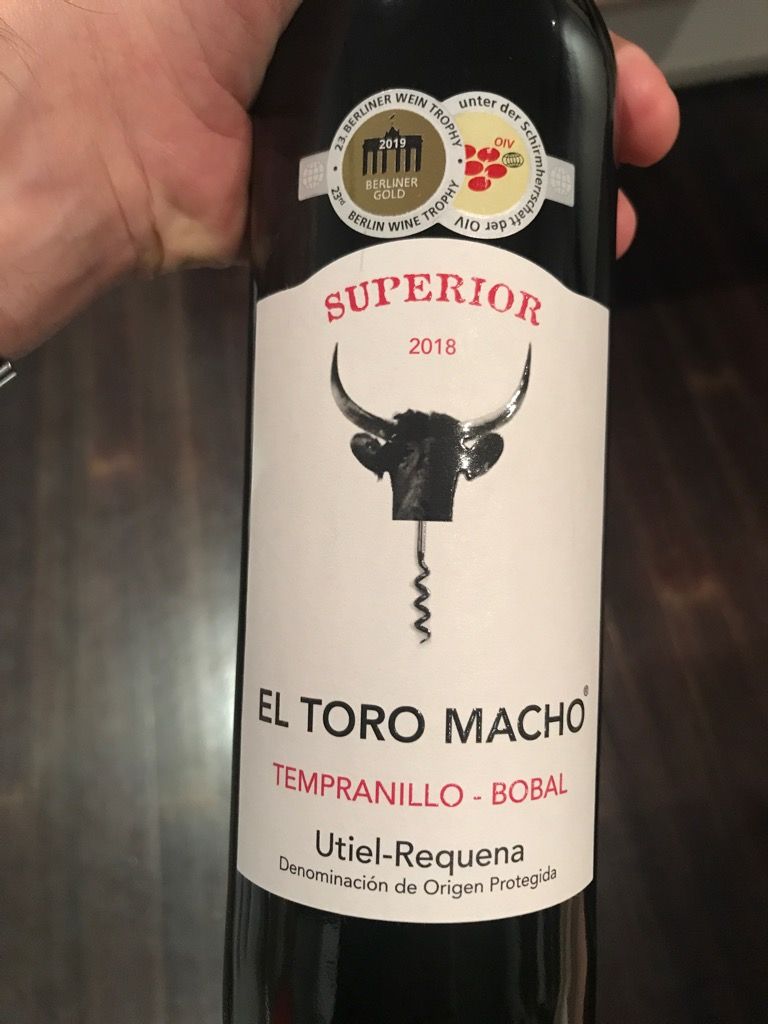 2018-el-toro-macho-utiel-requena-superior-tempranillo-bobal-spain