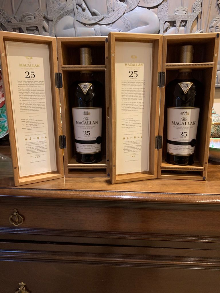 1995 The Macallan 25 Year Old Single Malt Scotch Whisky, 43